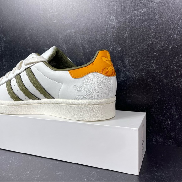 ADIDAS SUPERSTAR BANDANA OFF WHITE FOCUS ORANGE GREEN WOMENS SHOES SIZE 5 NEW - Picture 10 of 10